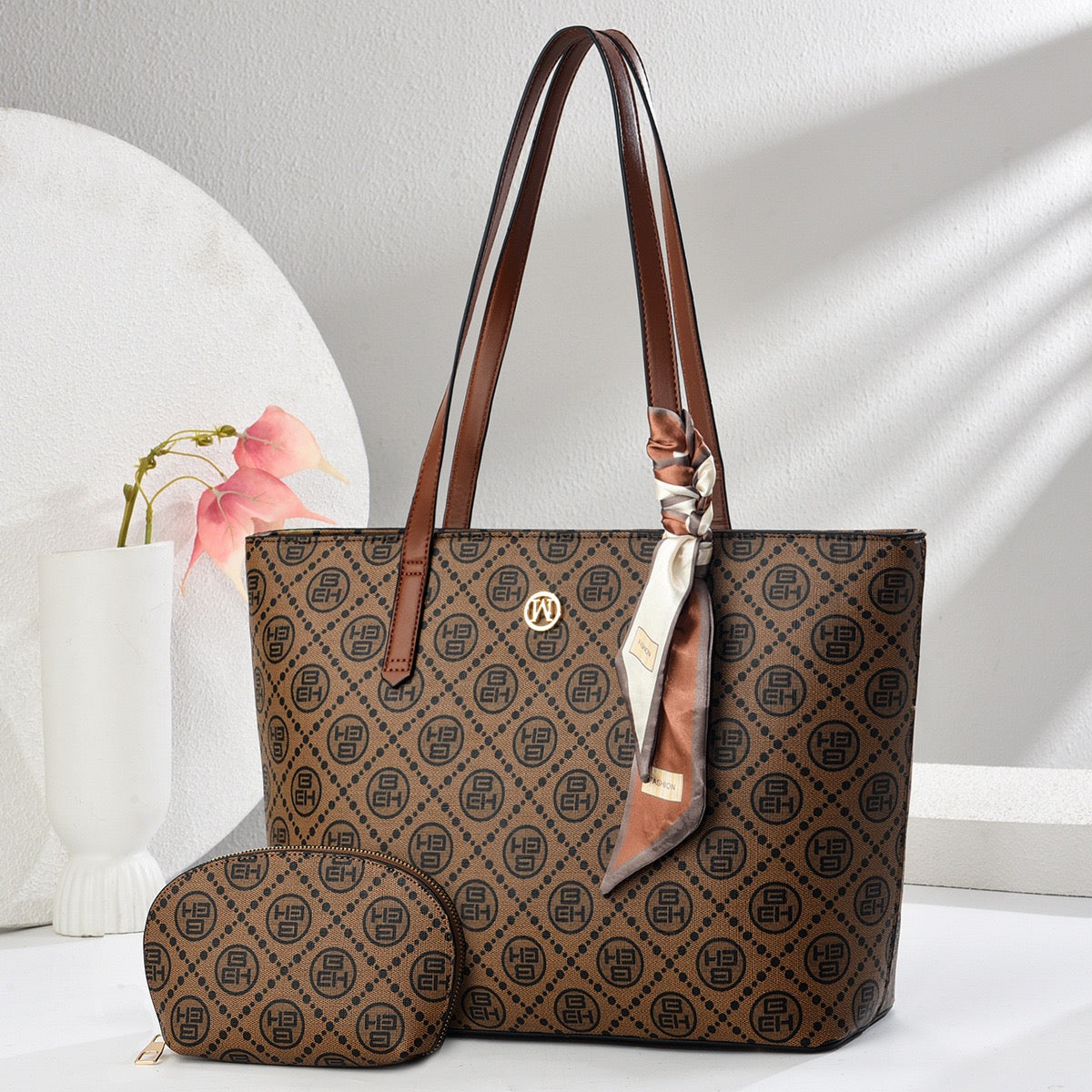 Checkboard Tote Bag – Large Mum Bag with Shoulder & Crossbody Options